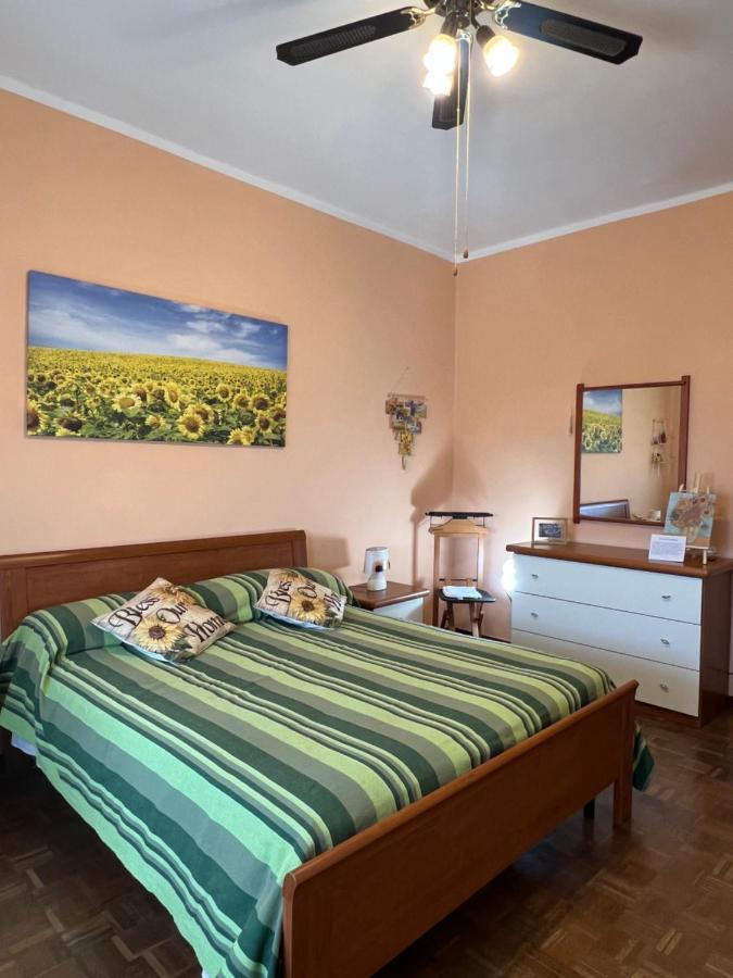 Vicino A Tutto Bed & Breakfast Верчели Екстериор снимка